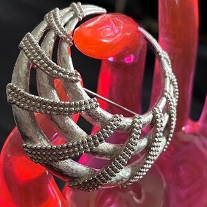 Elegant vintage Monet silver tone filigree brooch multi texture